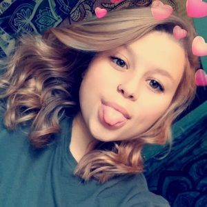 Meet your Posher, Bailey